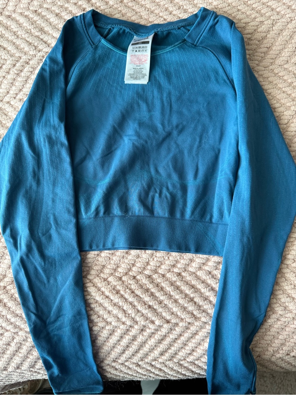 Gymshark Cropped Long Sleeve Top in Teal Blue